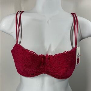 Elegant Lace underwire balconette style bra in Red 34D NEW b.tempt’d